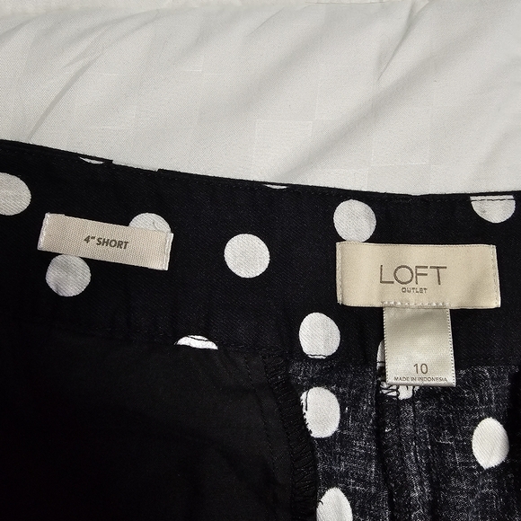 LOFT Black and White Polka Dot Shorts - Picture 3 of 3
